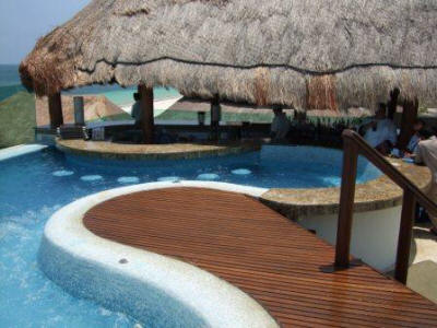 Desire Cancun Jacuzzi Terrace